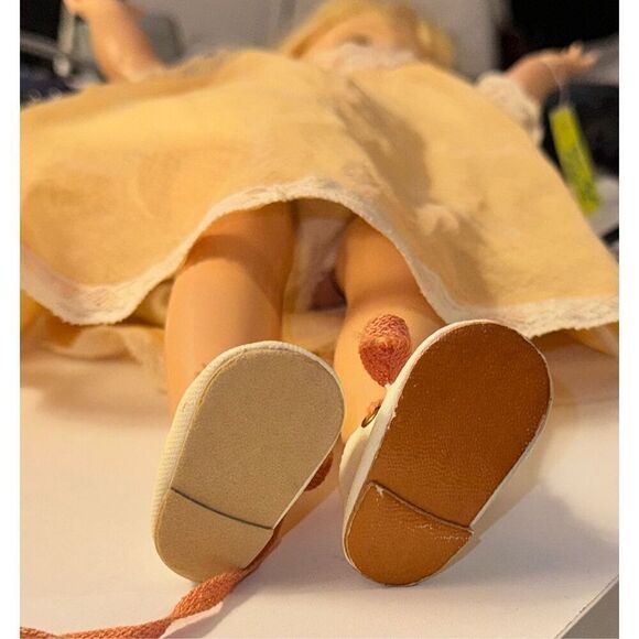 Vintage Doll Toni leather shoes dress under liner eyes work legs work 14 inch - Picture 12 of 15